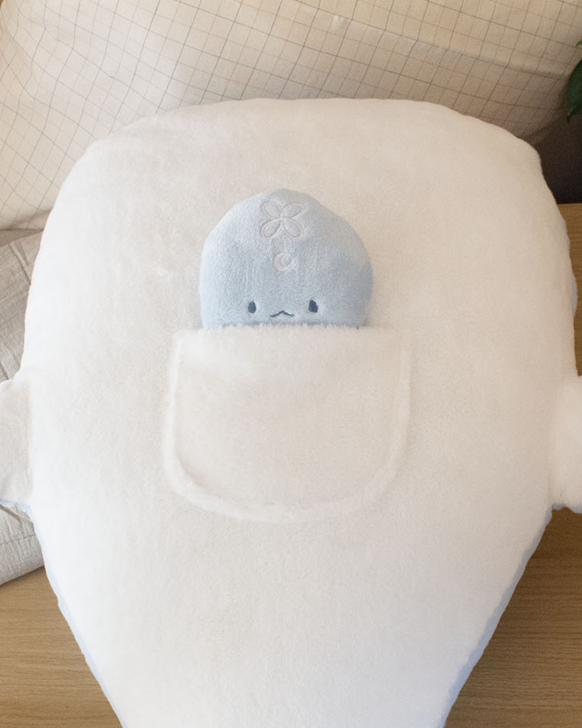Jellyfish mini plushie