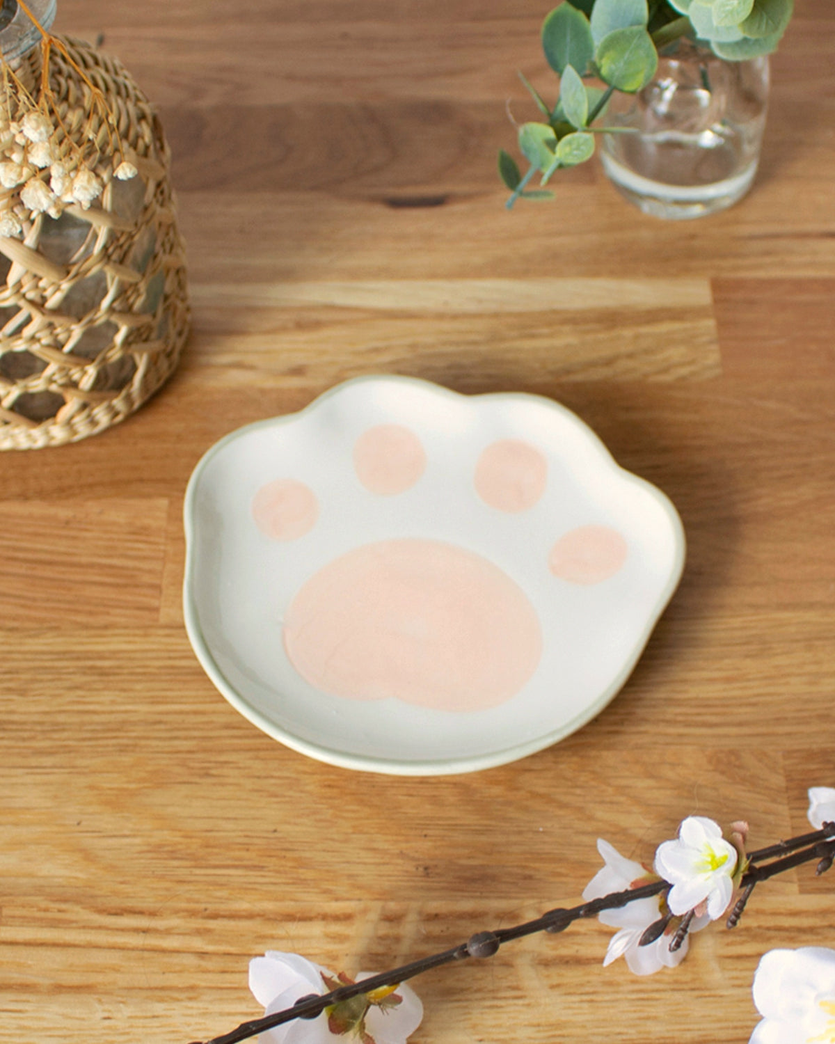 Paw saucer