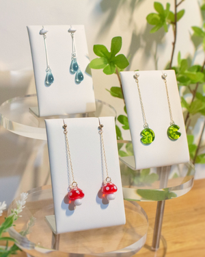 Raindrop glass earrings