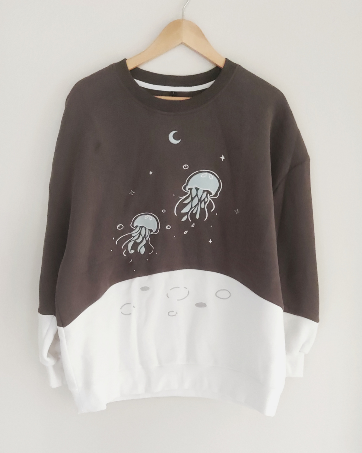 Jellyfish Moon sweatshirt