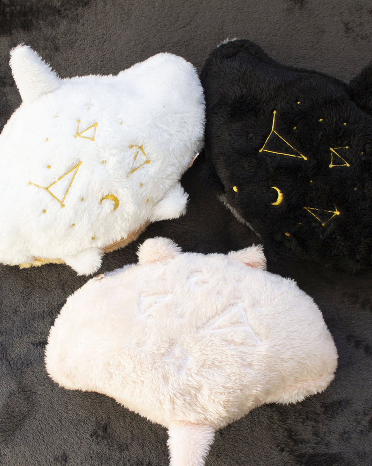 Yomi the Manta Ray plush pouch